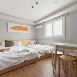 Dawoo House 2 In Hongdae Guest house Seoul